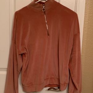 Pull over sweatshirt